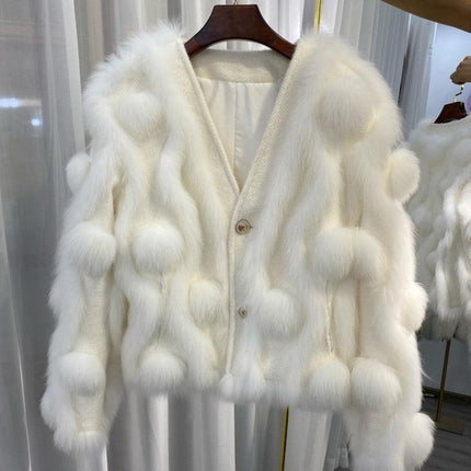 Winter Luxury: White Fox Fur Knit Cardigan - Très Elite