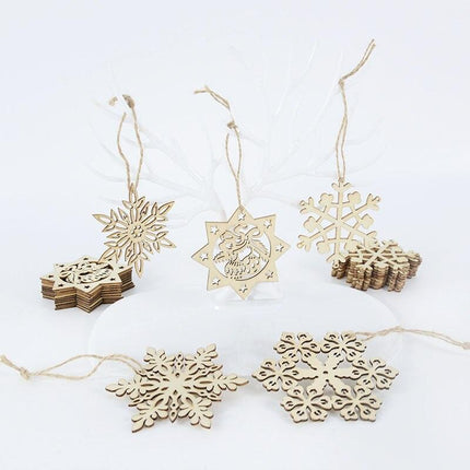 Wooden Snowflake Chip Ornaments - Cheerful Set of 10 for Holiday Celebrations - Très Elite