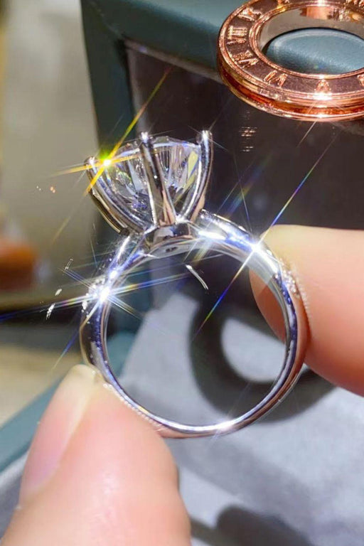 Elegant 5 Carat Lab-Diamond Ring in Sterling Silver with Platinum Plating