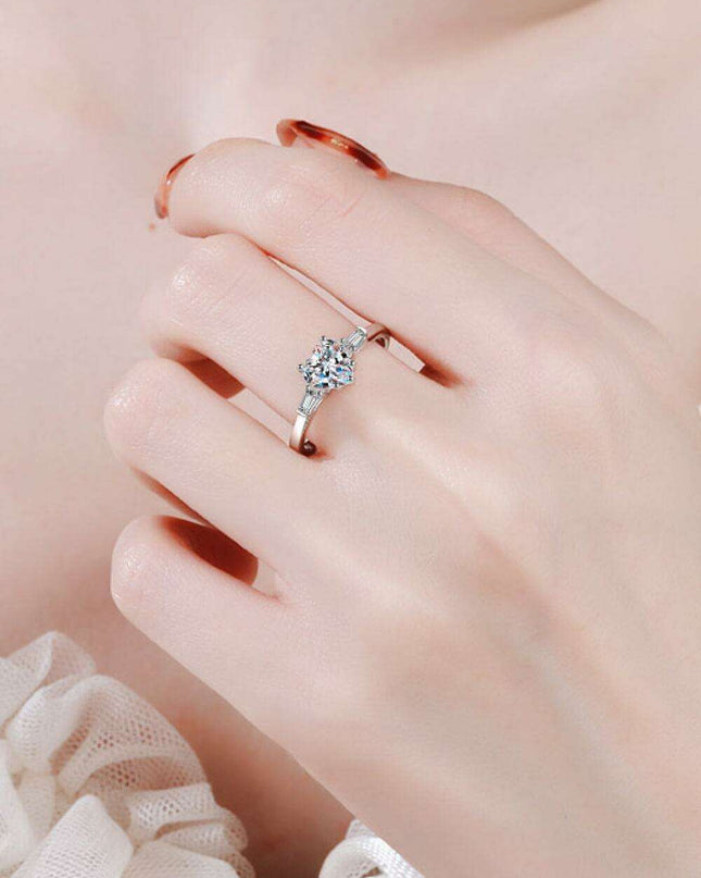 Charming Heart-Shaped Lab-Diamond Ring in Sterling Silver: A Touch of Elegance