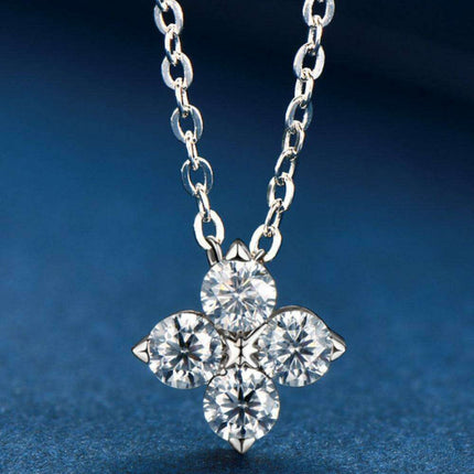 Elegant Clover Pendant Necklace with Lab-Diamonds in Platinum and Gold Finish
