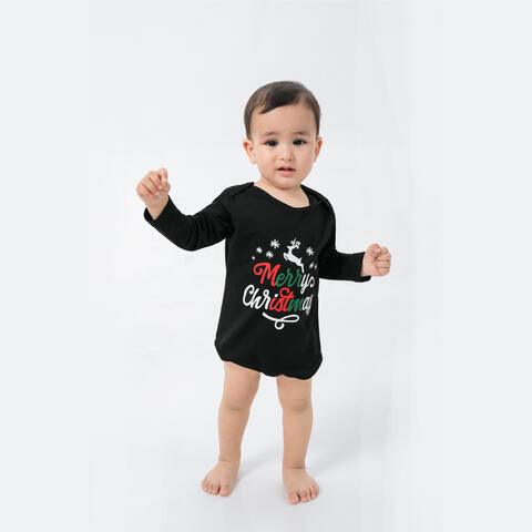 Festive "MERRY CHRISTMAS" Infant Jumpsuit with Cheerful Graphic