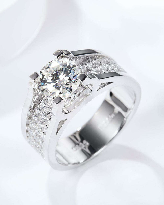Elegant Radiance: 1 Carat Lab-Grown Diamond Sterling Silver Ring with Platinum Finish