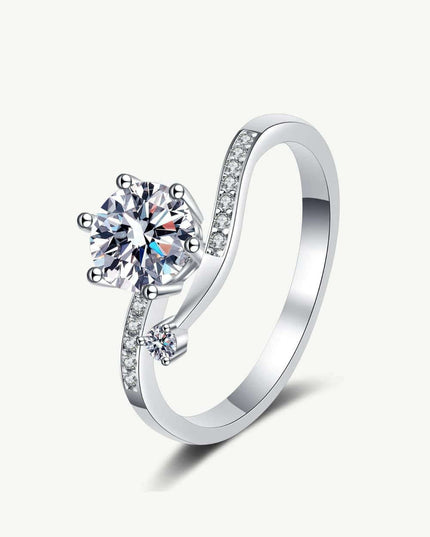 Chic Silver Ring Featuring Lab Grown Diamond and Sparkling Zircon Accents