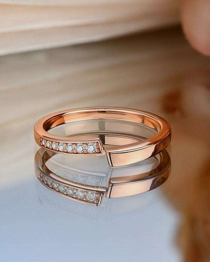 Timeless Elegance: 925 Sterling Silver Moissanite Ring for Modern Sophistication