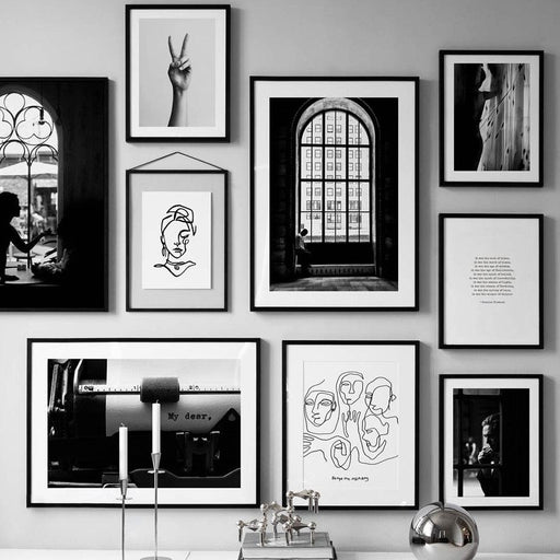 Timeless Vintage Black and White Abstract Line Canvas Art: Elevate Your Interior Style