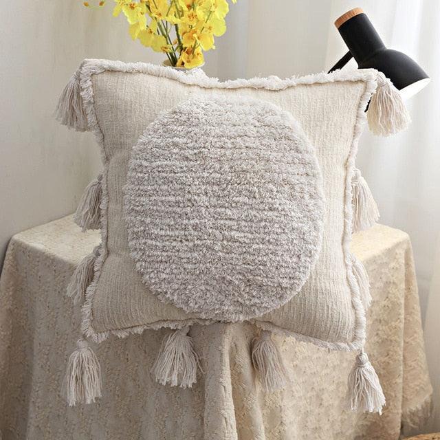 Moroccan Boho Chic Cushion Cover with Stylish Tassels - Elegant Home Decor Accent