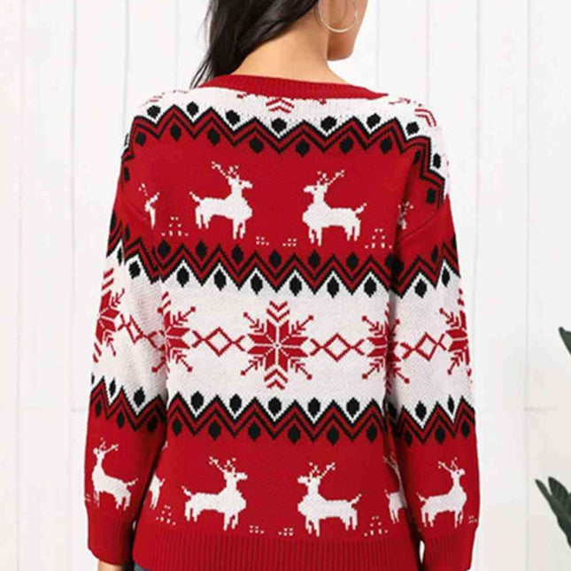 Reindeer Motif Knitted Jumper for Ultimate Comfort and Style
