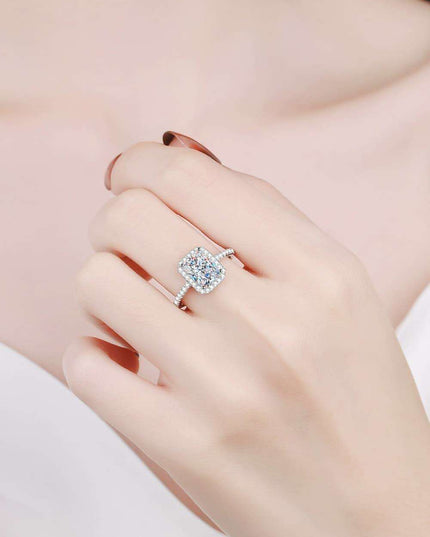 Elegant 2 Carat Moissanite and Zircon Silver Ring - Luxury Edition