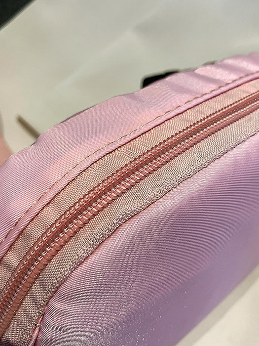 Compact Adjustable Sling Bag for Effortless Style