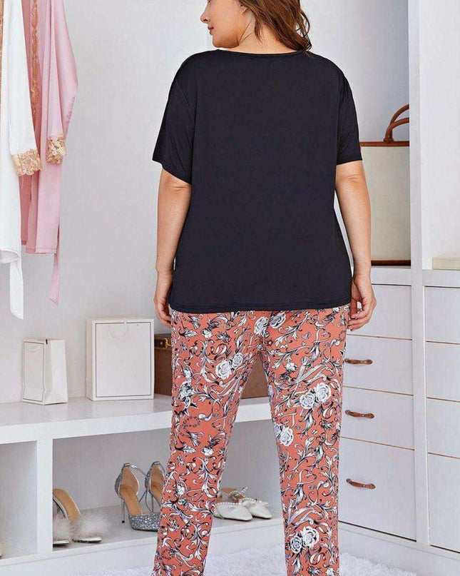 Floral Elegance Plus Size Lounge Set with Tee and Pants