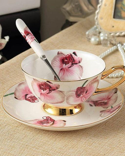 Elegant Bone China Tea Cup Set: Premium 200ML Ceramic Drinkware for Sophisticated Sipping