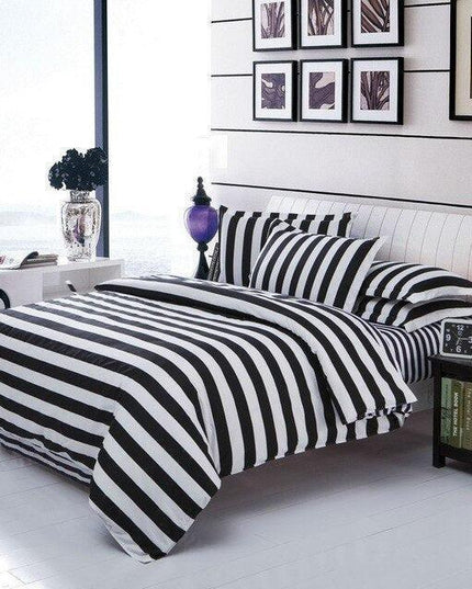 Encouraging Coffee & Friendship Themed Kids Bedding Set - Stylish Monochrome Design