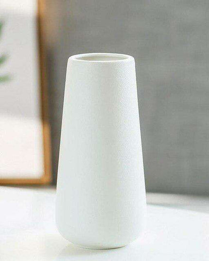 Nordic Luxe: Premium Ceramic Vase for Modern Home Elegance