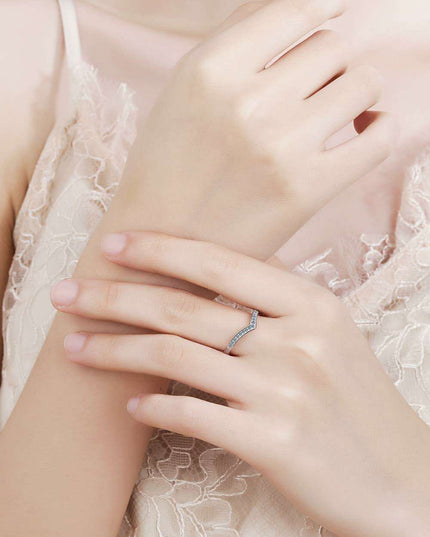 Radiant Sophistication: Stunning Moissanite Sterling Silver Ring with Rhodium Finish