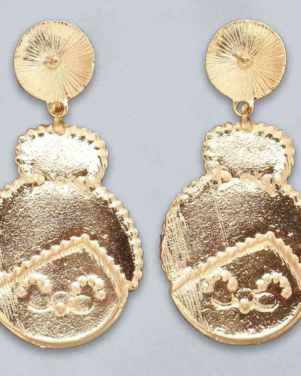 Sparkling Cheer: Mrs. Claus Rhinestone Statement Earrings for Holiday Glamour