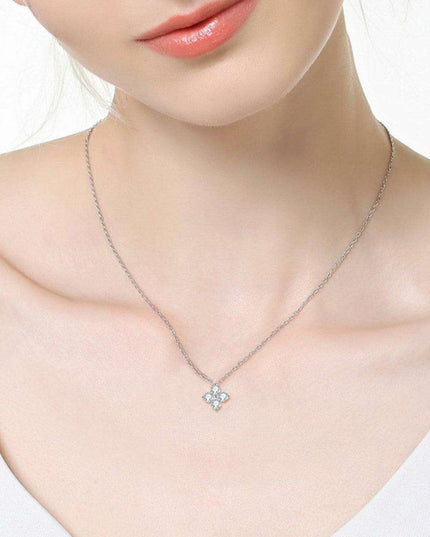 Elegant Clover Pendant Necklace with Lab-Diamonds in Platinum and Gold Finish