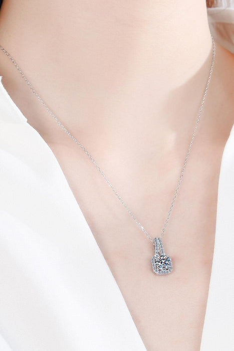 Radiant 2 Carat Moissanite Pendant Necklace with Zircon Accents - Elegant Sterling Silver Jewelry
Luxurious 2 Carat Moissanite Pendant Necklace with Zircon Stones - Exquisite Sterling Silver Necklace