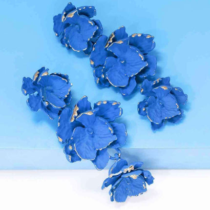 Chic Floral Zinc Alloy Dangle Earrings - Style Elevation