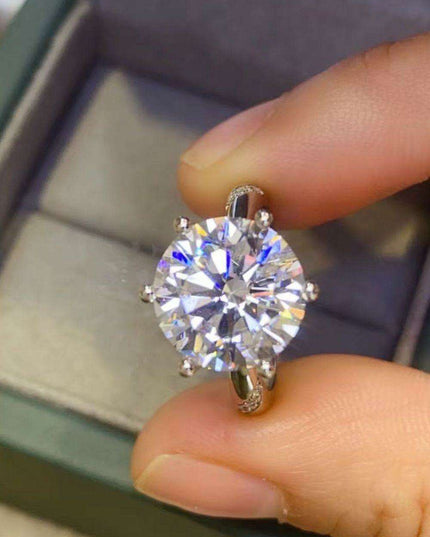 Elegant 5 Carat Lab-Created Diamond Ring with Sparkling Zircon Accents - Premium Sterling Silver Craftsmanship