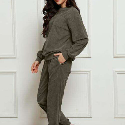 Ultra-Comfortable Crewneck Sweater and Jogger Set