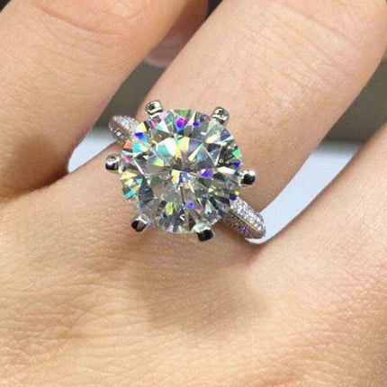 Elegant Geometric Moissanite & Zircon Ring in Sterling Silver - 5 Carats