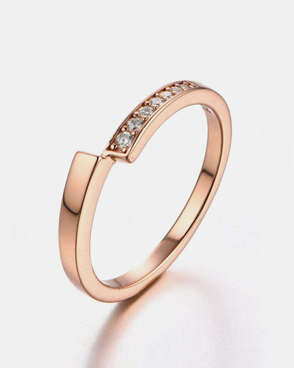 Timeless Elegance: 925 Sterling Silver Moissanite Ring for Modern Sophistication