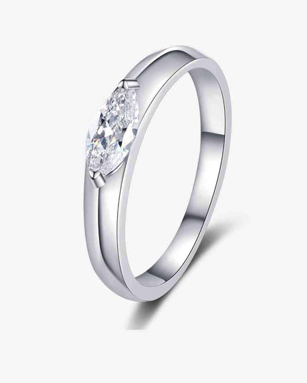 Elegant Moissanite Sterling Silver Ring: A Redefinition of Timeless Sophistication