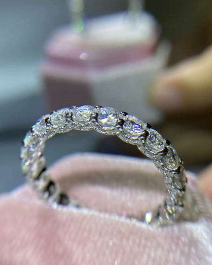 Sleek Platinum-Finished Moissanite Ring - Timeless Elegance