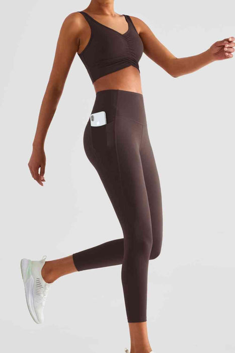 Sporty Solid Pattern High-Rise Leggings with Functional Pockets