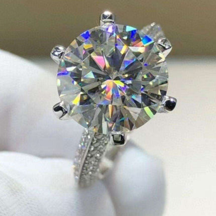 Elegant Geometric Moissanite & Zircon Ring in Sterling Silver - 5 Carats