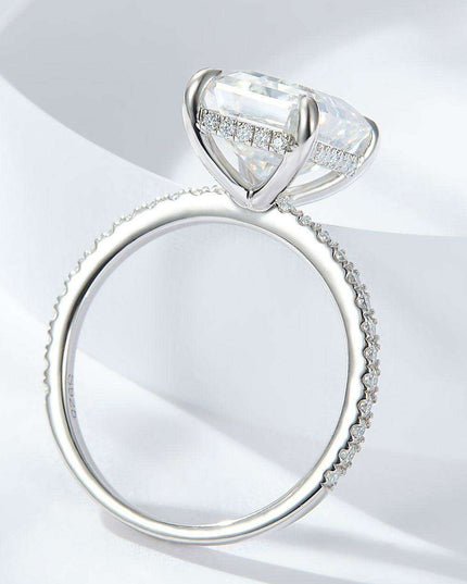 Radiant Emerald Cut: Exquisite 4 Carat Lab-Grown Diamond Ring with Dazzling Side Stones