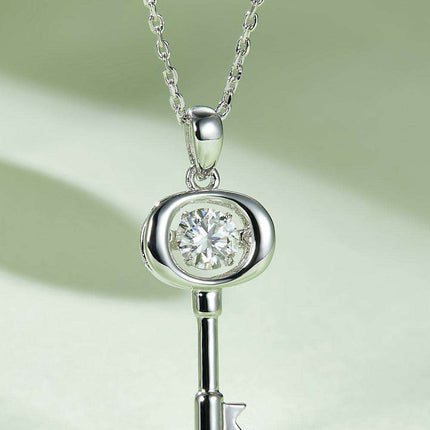 Timeless Brilliance: Exquisite 0.5 Carat Moissanite Pendant Necklace with D VVS1 Gemstone