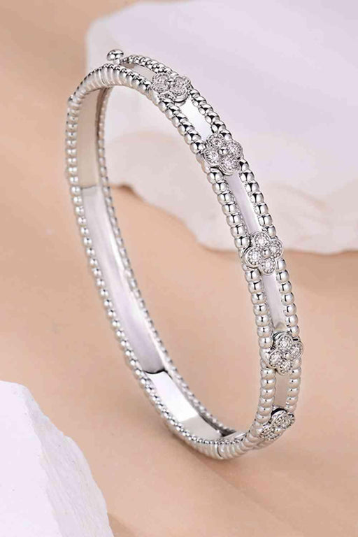 Luxurious Moissanite-Crafted Sterling Silver Bracelet - Opulent Elegance
