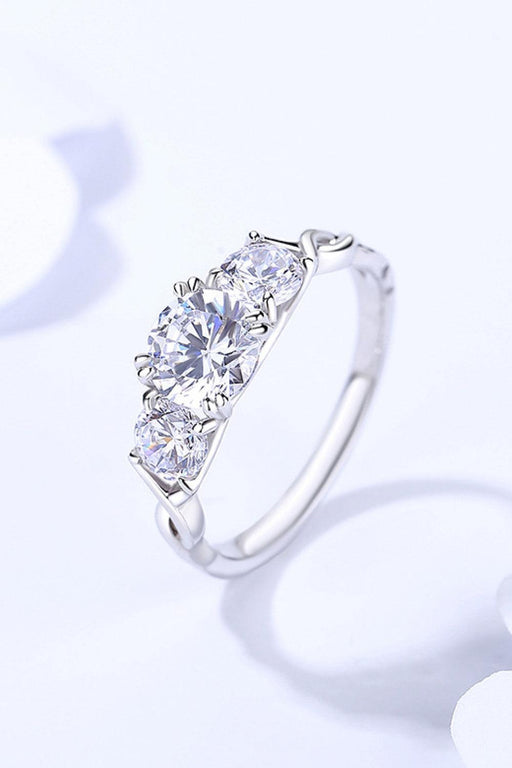 Eternal Glamour: Exquisite 925 Sterling Silver Ring with 1 Carat Moissanite Gem