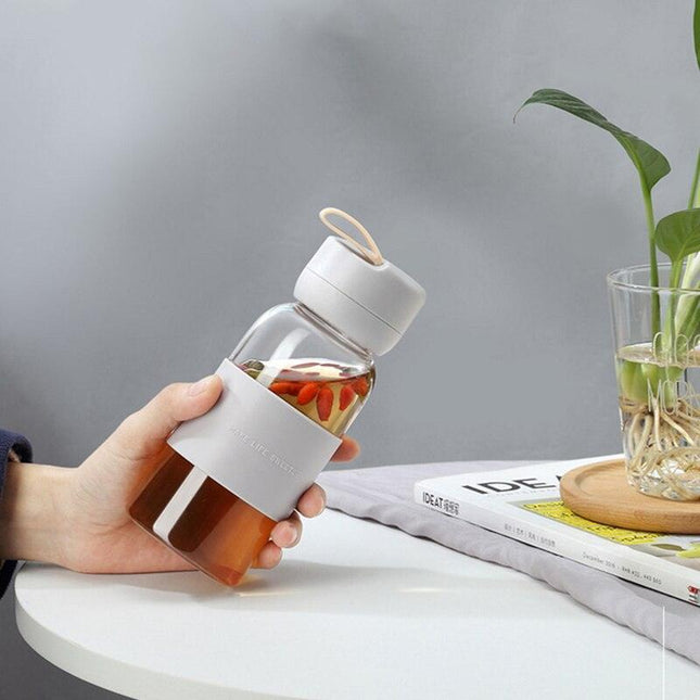 Eco-Friendly Glass Hydration Bottle with Silicone Protection - Stylish and Sustainable Essentials