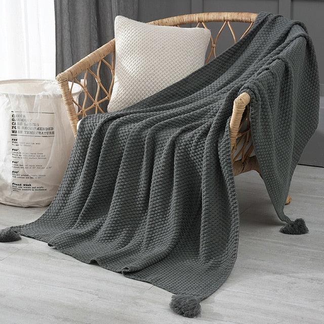 Luxurious Tassel Weighted Knit Throw Blanket with Portable Design