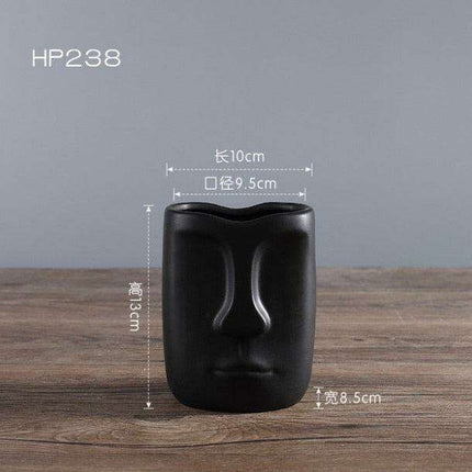 Chic Ceramic Vase for Stylish Floral Arrangements