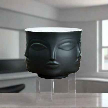 Chic Ceramic Vase for Stylish Floral Arrangements