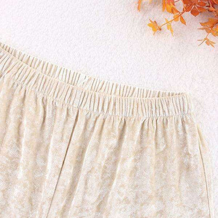 Sumptuous Velvet Lounge Set with Cozy Long-Sleeved Top and Pants