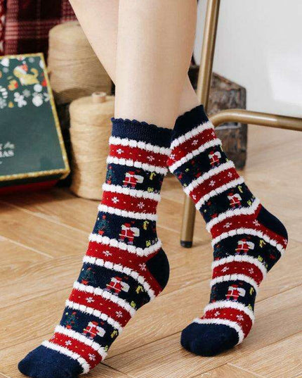 Joyful Holiday Floral Women's Socks - Festive Design for Seasonal Cheer
