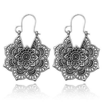 Ethereal Floral Boho Earrings: Whimsical Beauty