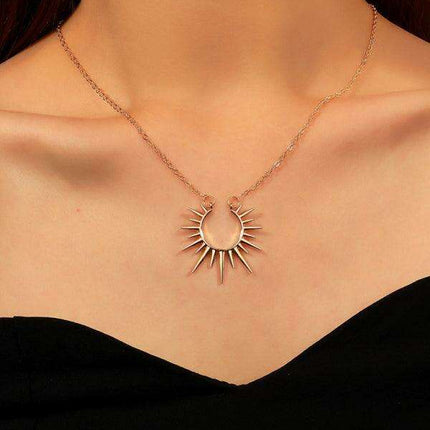 Sunflower Pendant Choker - Vintage Alloy Necklace for Style Trailblazers