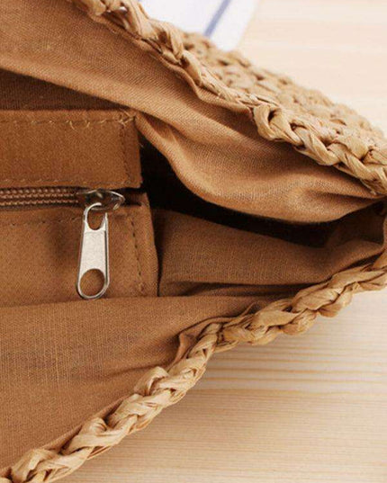 Coastal Elegance: Women's Trendy Woven Straw Shoulder Tote Bag