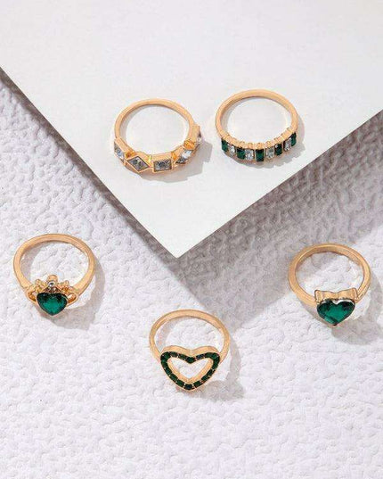 Vibrant Heart Diamond Love Palm Ring Collection with Retro Flair for Effortless Confidence