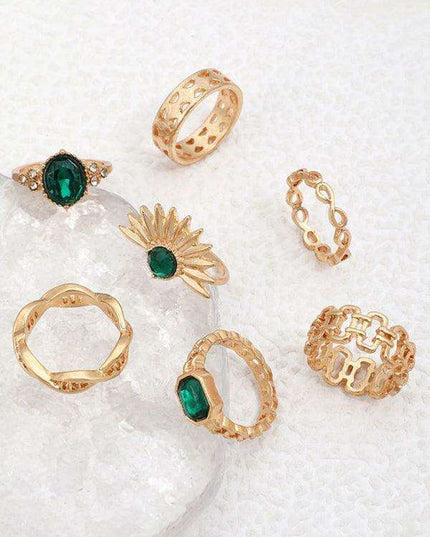 Vibrant Heart Diamond Love Palm Ring Collection with Retro Flair for Effortless Confidence