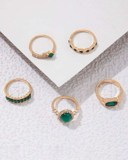 Vibrant Heart Diamond Love Palm Ring Collection with Retro Flair for Effortless Confidence