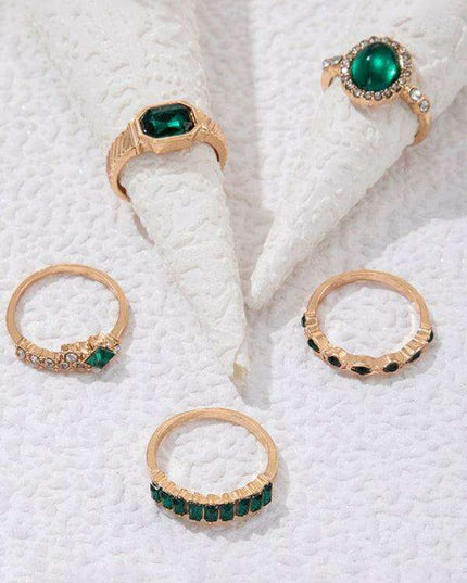 Vibrant Heart Diamond Love Palm Ring Collection with Retro Flair for Effortless Confidence