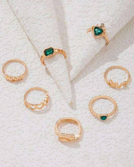 Vibrant Heart Diamond Love Palm Ring Collection with Retro Flair for Effortless Confidence