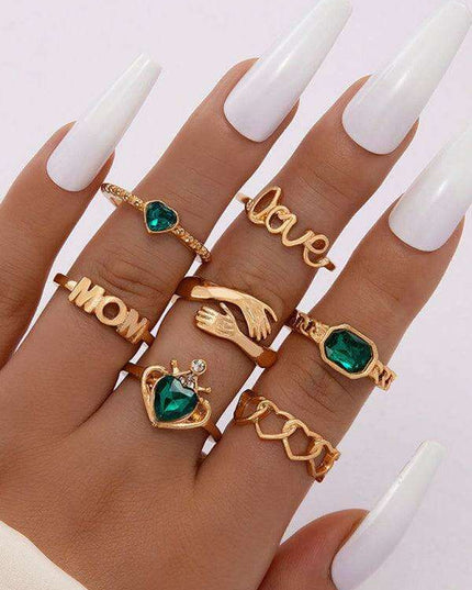 Vibrant Heart Diamond Love Palm Ring Collection with Retro Flair for Effortless Confidence